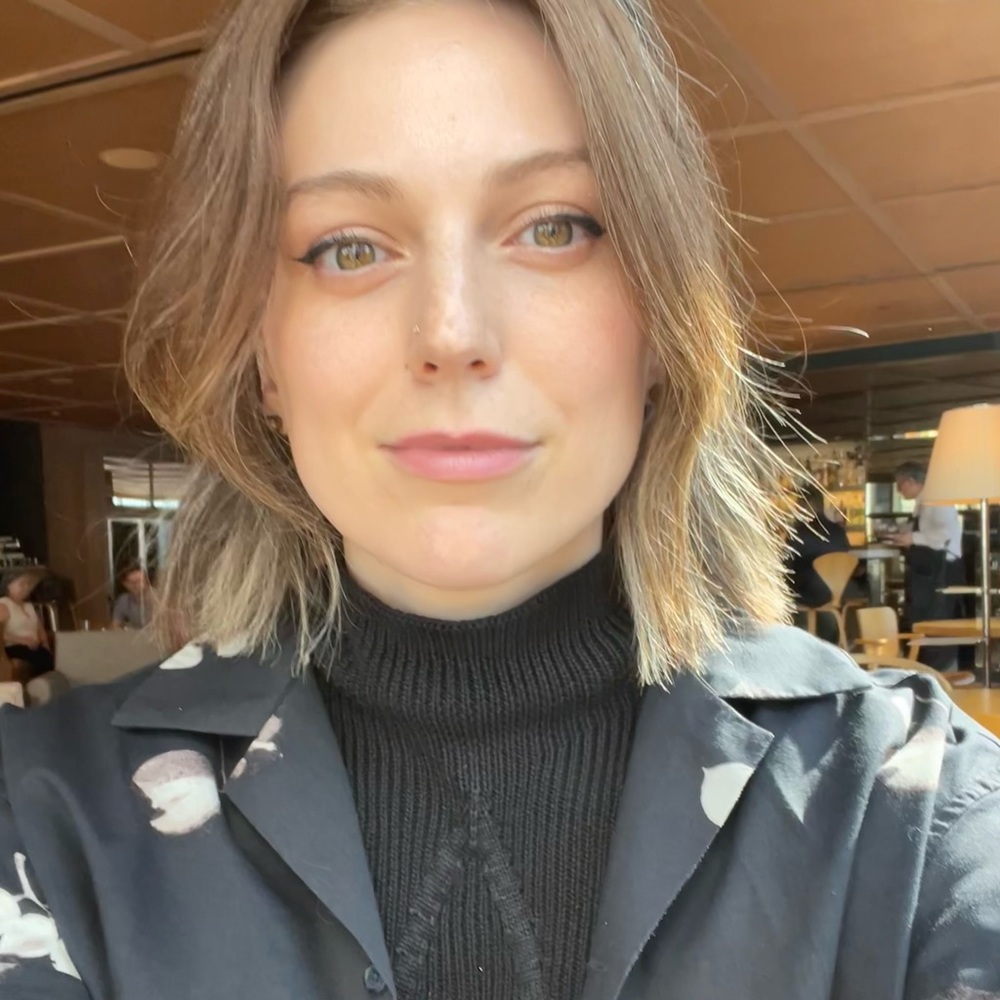 Meet your Posher, Elizabeth